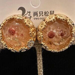 Gold Floral Earrings